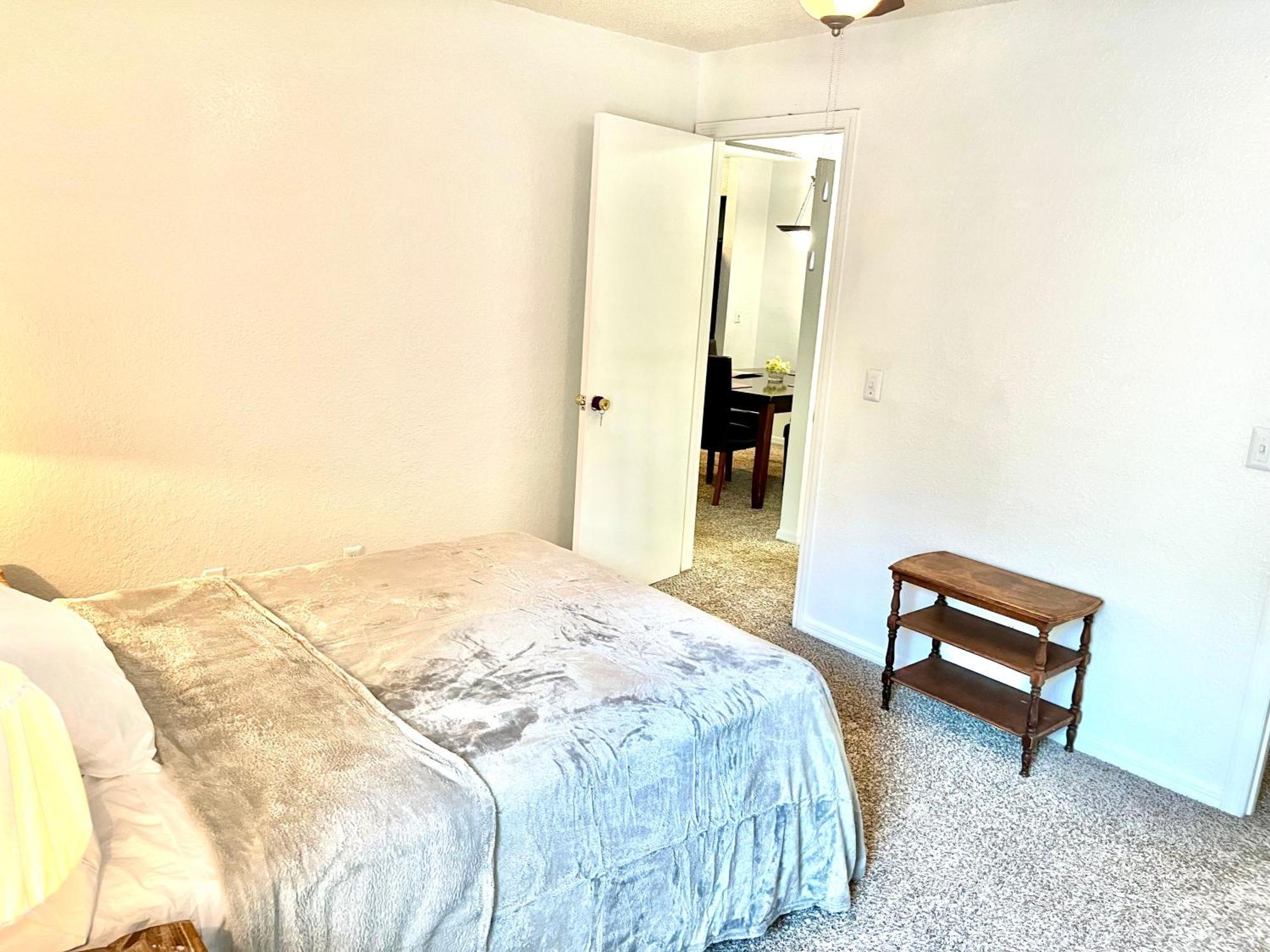 Daytona 2 Bed Apartment 10 Minutes To Beach With Balcony 포트 오렌지 외부 사진