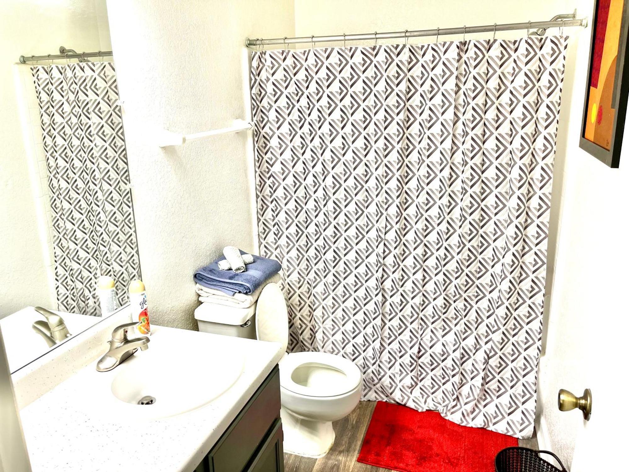 Daytona 2 Bed Apartment 10 Minutes To Beach With Balcony 포트 오렌지 외부 사진