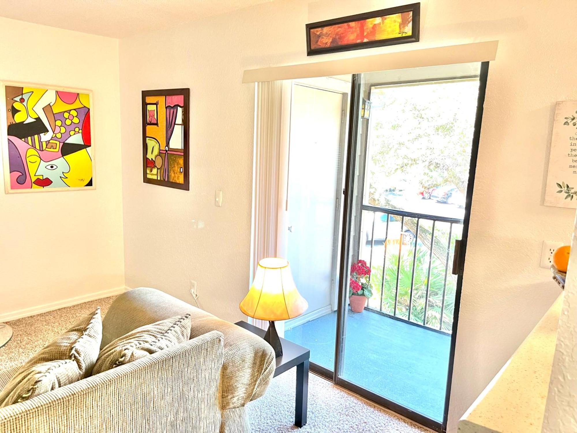 Daytona 2 Bed Apartment 10 Minutes To Beach With Balcony 포트 오렌지 외부 사진